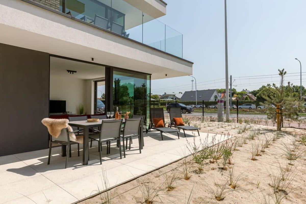 Huswell - Beautiful & Ultramodern Apartment In Oostduinkerke Koksijde Kültér fotó