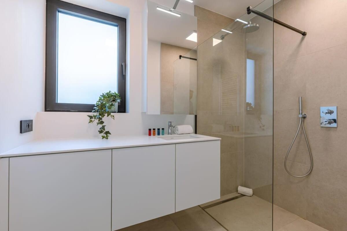Huswell - Beautiful & Ultramodern Apartment In Oostduinkerke Koksijde Kültér fotó